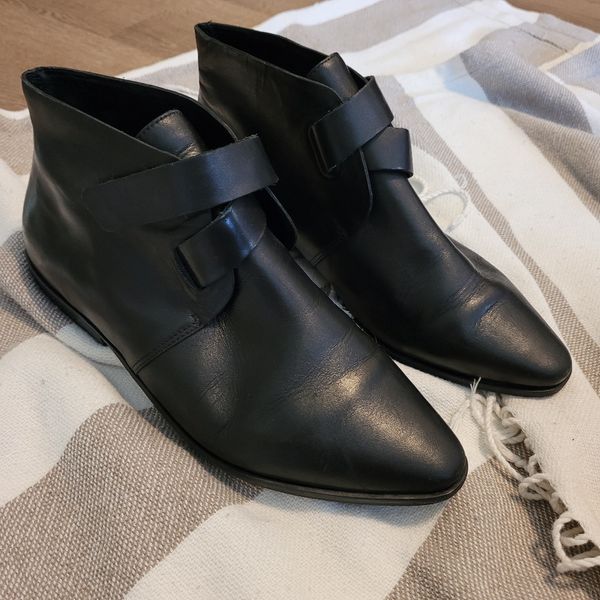 Atelje Womens Soleh Ankle Boot Black Vachetta Atelje Womens Soleh Ankle Boot Black Vachetta